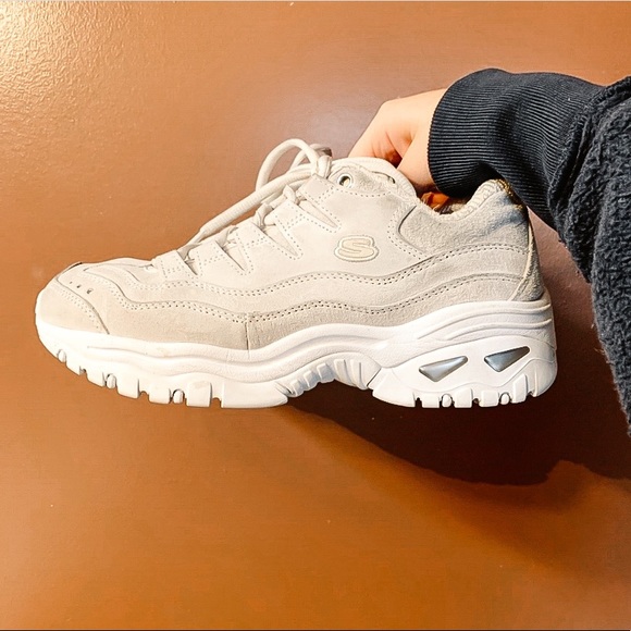 Skechers Shoes - • s k e t c h e r s  n u b u c k  s n e a k e r s•